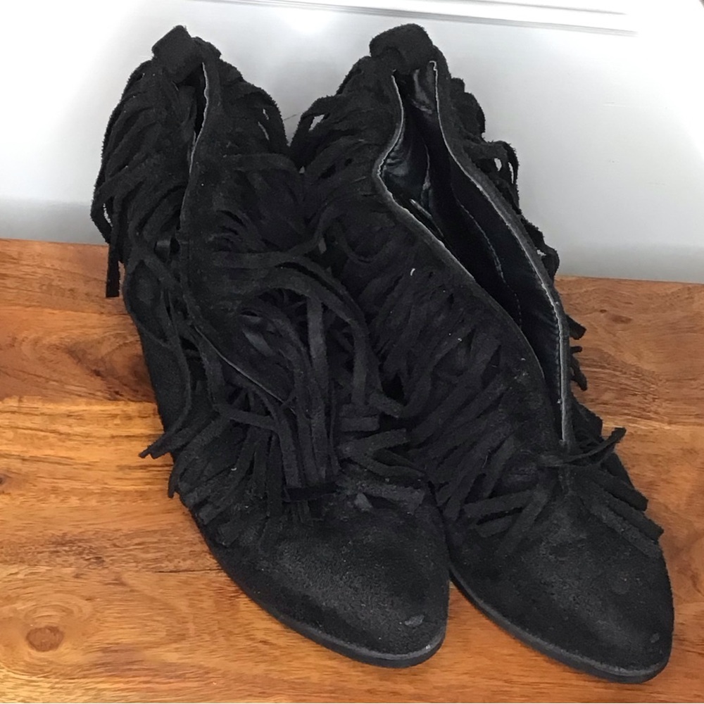 Black Fringe Ankle Boots Size 9W